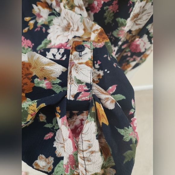 BOOHOO BUTTON DOWN SHIRT - Picture 3 of 7